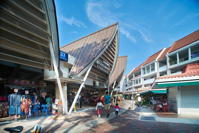 Tantalizing Tampines A Culinary Journey at Tampines Round Market & Food Centre with a Side of Tampines EC